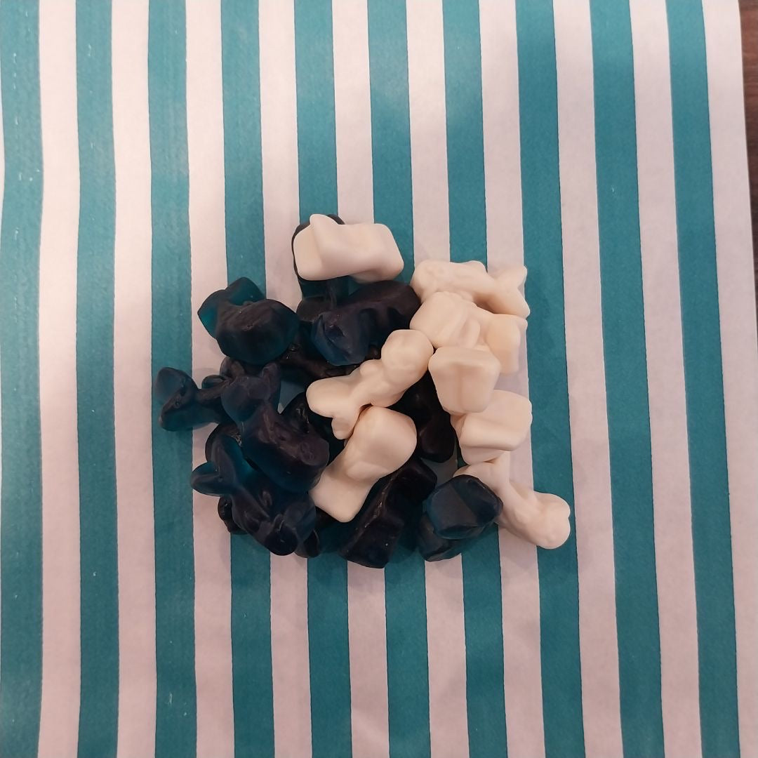 Baby Dolphins - strawberry and raspberry flavour jelly sweets