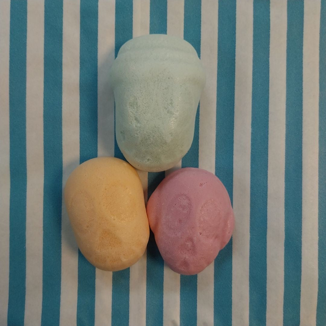 Freeze Dried Squeletons (Halloween Squashies)