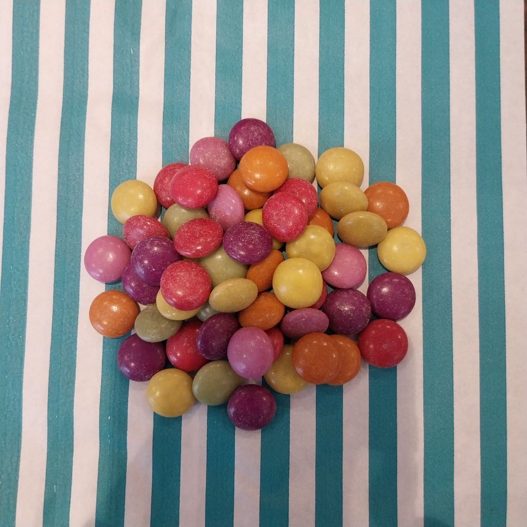 Milk Chocolate Beans - Multicoloured milk chocolate beans with a candy shell